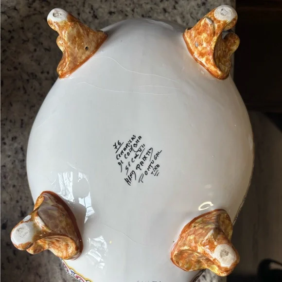 Ornate Hand painted Multicolor Ceramic Large Tureen - Picture 8 of 8